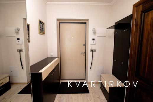 Посуточно 50 лет Октября, 57а, №063, Тюмень - квартира посуточно