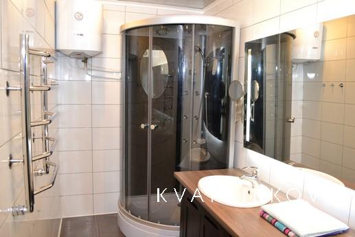 2-х комн ЛЮКС рядом с Аквапарком Ривьера, Казань - квартира посуточно