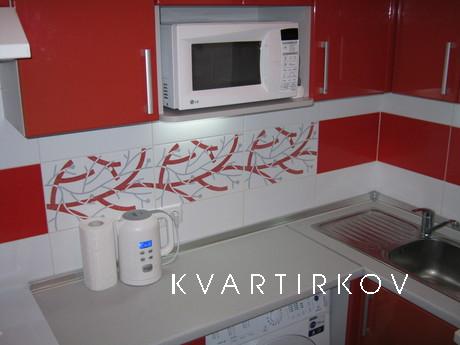 EXCELLENT 2-bedroom in the center, Kyiv - apartment by the day