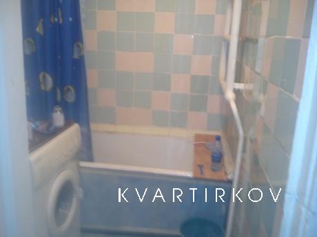 Сдам уютную квартиру на красной линии города, для пары или к