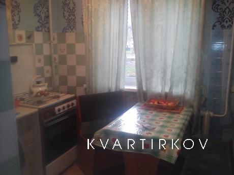 Сдам уютную квартиру на красной линии города, для пары или к