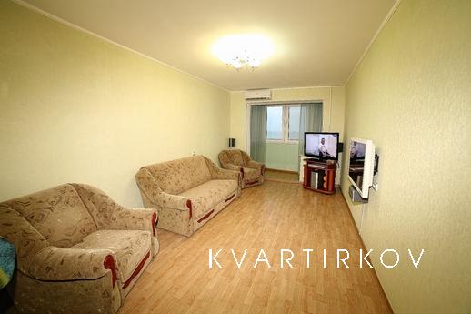 3 BR. VIP apartment in Yuzhny, Yuzhny - apartment by the day