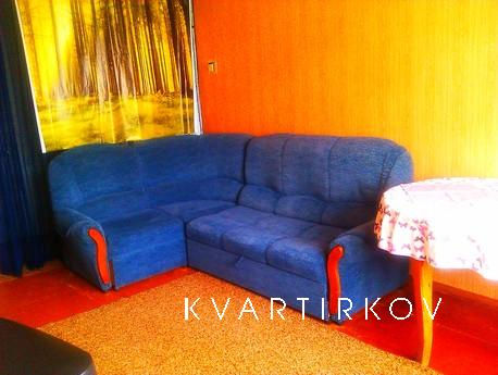 Двухкомнатная квартира в самом центре города. Все близко: Кр