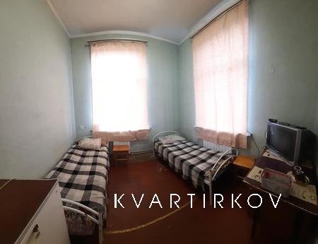 Готель економ-класу 'Доступне житло', Бахмут (Артемівськ) - квартира подобово