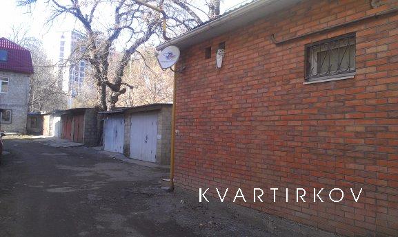 2-bedroom apartment at the Colonnade, Кисловодськ - квартира подобово