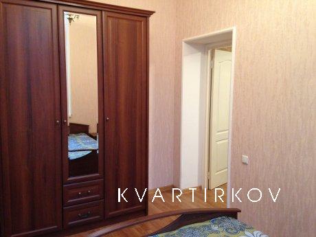 2-bedroom apartment at the Colonnade, Кисловодськ - квартира подобово