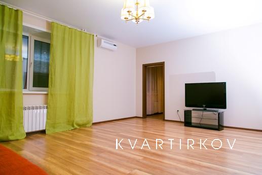 Чистая, уютная  двухкомнатная квартира, Казань - квартира посуточно