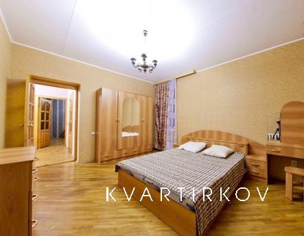 4-комнатная квартира в центре Казани, Казань - квартира посуточно