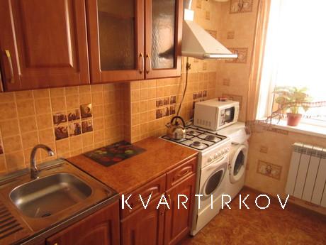 Квартира ПОСУТОЧНО М.Нагибина, Ростов-на-Дону - квартира посуточно