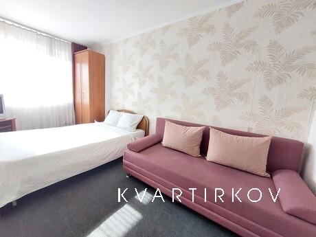 Квартира посуточно возле ДС им. Ромазана, Магнитогорск - квартира посуточно
