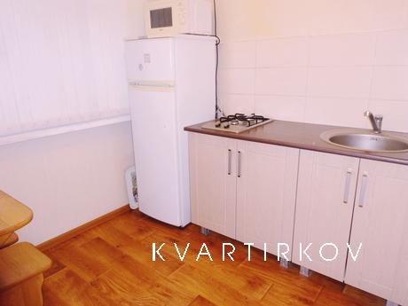 Квартира посуточно возле ДС им. Ромазана, Магнитогорск - квартира посуточно