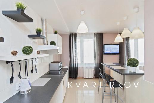 квартира бизнес-класса возле ЖД вокзала, Екатеринбург - квартира посуточно