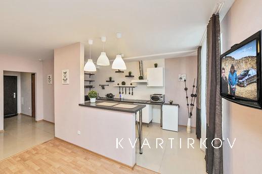 квартира бизнес-класса возле ЖД вокзала, Екатеринбург - квартира посуточно