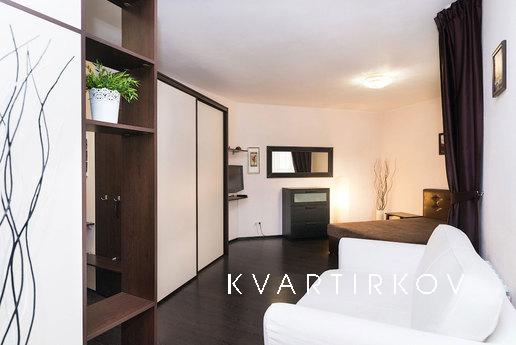 studio apartment for four places, Yekaterinburg - apartment by the day