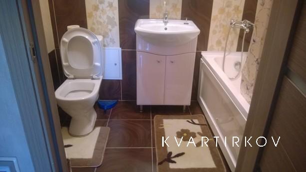 Квартира на 8 человек с евроремонтом, Екатеринбург - квартира посуточно