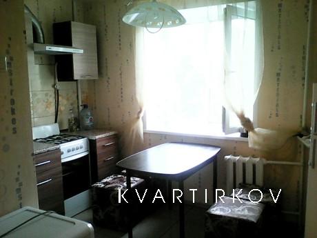 Квартира на 8 человек с евроремонтом, Екатеринбург - квартира посуточно