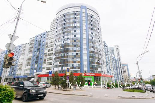 Квартира в у метро Геологическая, Екатеринбург - квартира посуточно