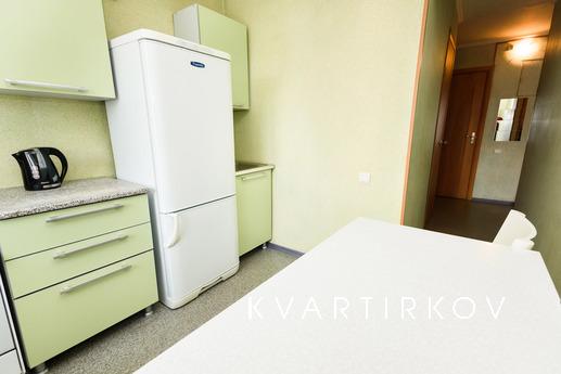 1-bedroom apartment, Center, Yekaterinburg - apartment by the day