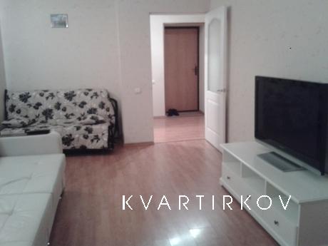 Квартира с хорошем ремонтом чистая,уютная.
В квартире есть в