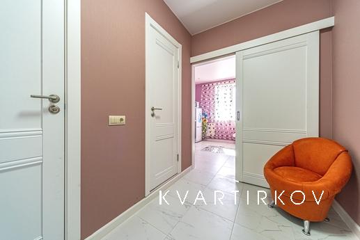 1 kkv near the metro Komendantsky prospe, Saint Petersburg - apartment by the day