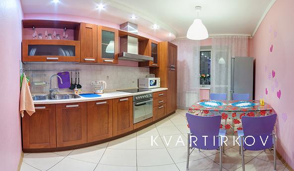 Beautiful apartment in new building, Єкатеринбург - квартира подобово