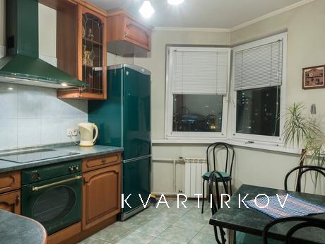 Просторная, светлая, чистая и уютная 2-х комнатная квартира 