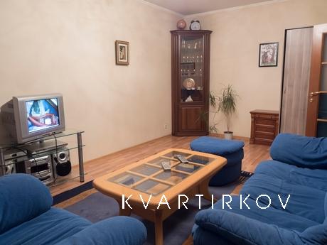 2-комнатная квартира посуточно, Москва - квартира посуточно