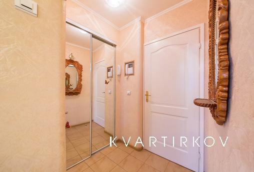 2-комнатная квартира на Якиманке, Москва - квартира посуточно