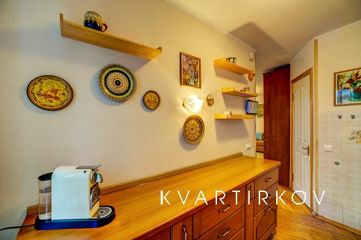 2-комнатная квартира на Якиманке, Москва - квартира посуточно