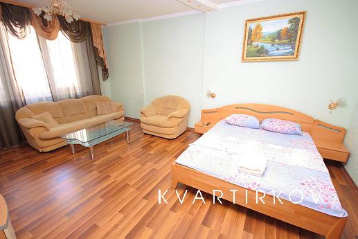The apartment is near the EXPO Hall, Kyiv - apartment by the day
