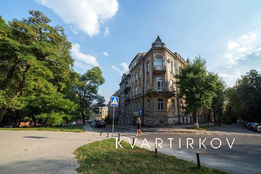 City centre, Lviv - apartment by the day