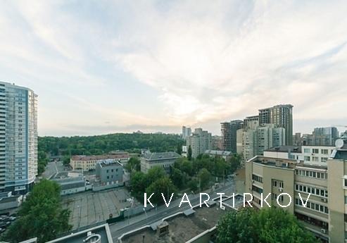 Квартира рівня люкс в центрі Києва, Київ - квартира подобово