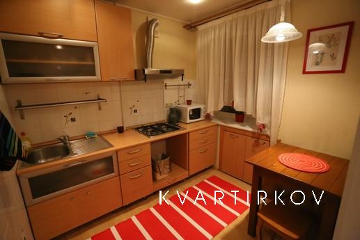 Современная квартира в самом центре Уфы, Уфа - квартира посуточно