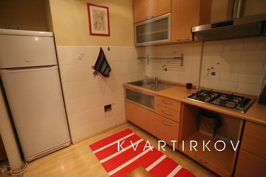 Современная квартира в самом центре Уфы, Уфа - квартира посуточно