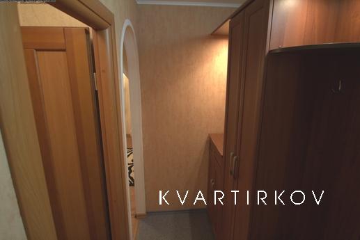 Практичная двушка рядом с парком, Уфа - квартира посуточно