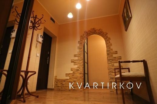 Центральная часть города. Квартира находится вблизи Крупнейш