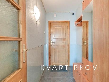 The apartment with the overlooking, Санкт-Петербург - квартира подобово