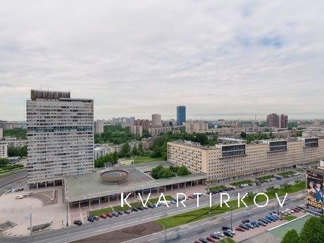 The apartment with the overlooking, Санкт-Петербург - квартира подобово