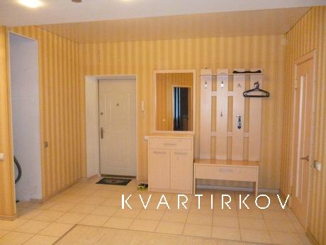 Author 2 room apartment studio, Ufa - apartment by the day