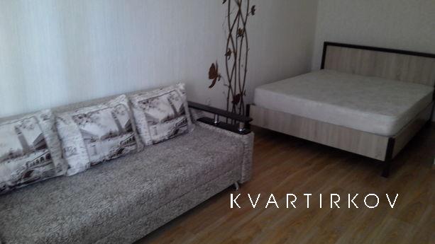 Собственник. Квартира новая, с новой мебелью. В квартире ест