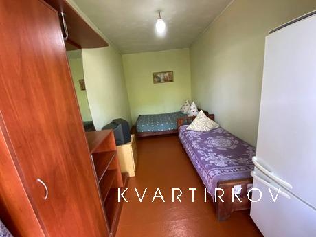 Сдаются комнаты в коттедже, Черноморск (Ильичевск) - квартира посуточно