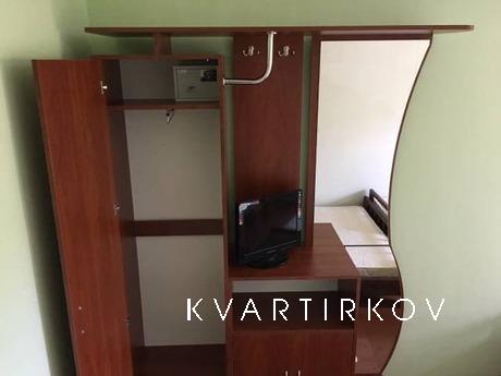 Здаються кімнати в котеджі, Чорноморськ (Іллічівськ) - квартира подобово