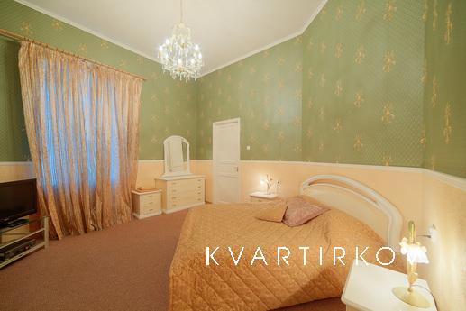 Apartments in the historic center, Санкт-Петербург - квартира подобово