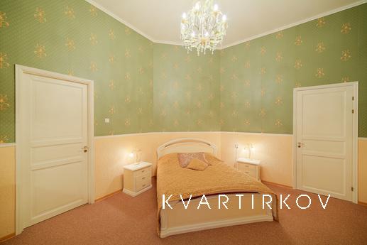 Apartments in the historic center, Санкт-Петербург - квартира подобово