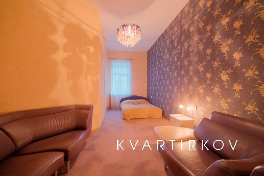 Apartments in the historic center, Санкт-Петербург - квартира подобово