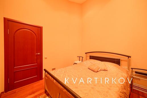 Luxury Apartment, Санкт-Петербург - квартира подобово