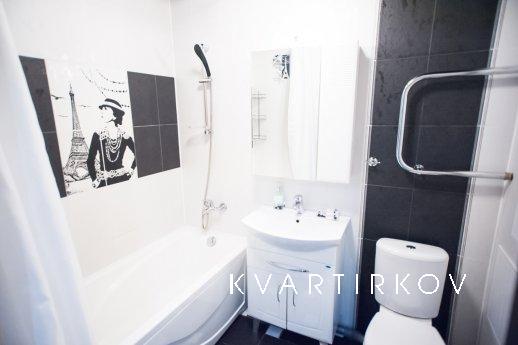 myhomehotel на улице шевелева 5, Екатеринбург - квартира посуточно