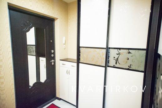 myhomehotel на улице шевелева 5, Екатеринбург - квартира посуточно