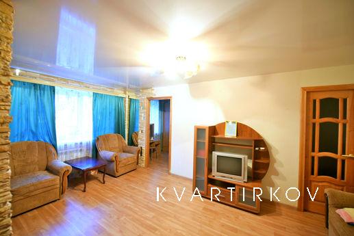 2-комнатная квартира в центре города, Волгоград - квартира посуточно