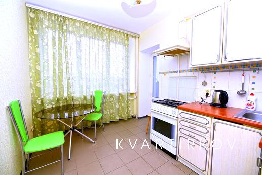 Nice 1 bedroom apartment in the center, Volgograd - apartment by the day